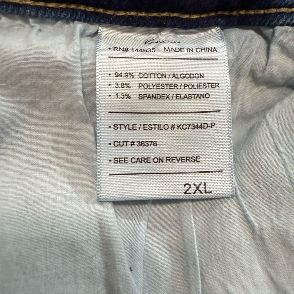 KanCan High Rise Distressed Blue Jeans size 2X - Picture 3 of 11